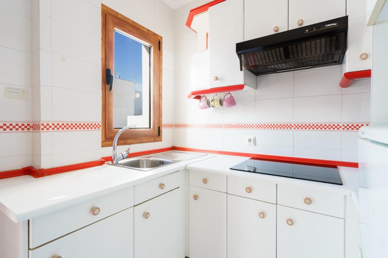 Apartamentos Pepe Mesa Нерха Экстерьер фото