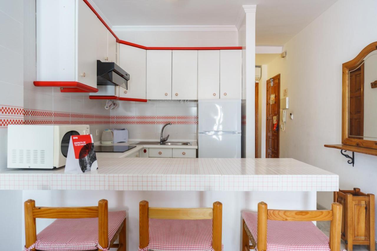 Apartamentos Pepe Mesa Нерха Экстерьер фото